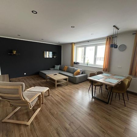 Elegantny Byt V Srdci Mesta Trenčín Kültér fotó